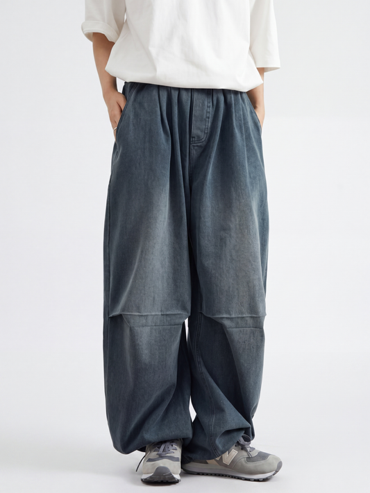 BreezyRun - Men's Washed Wrinkle-Resistant Loose Fit Jeans